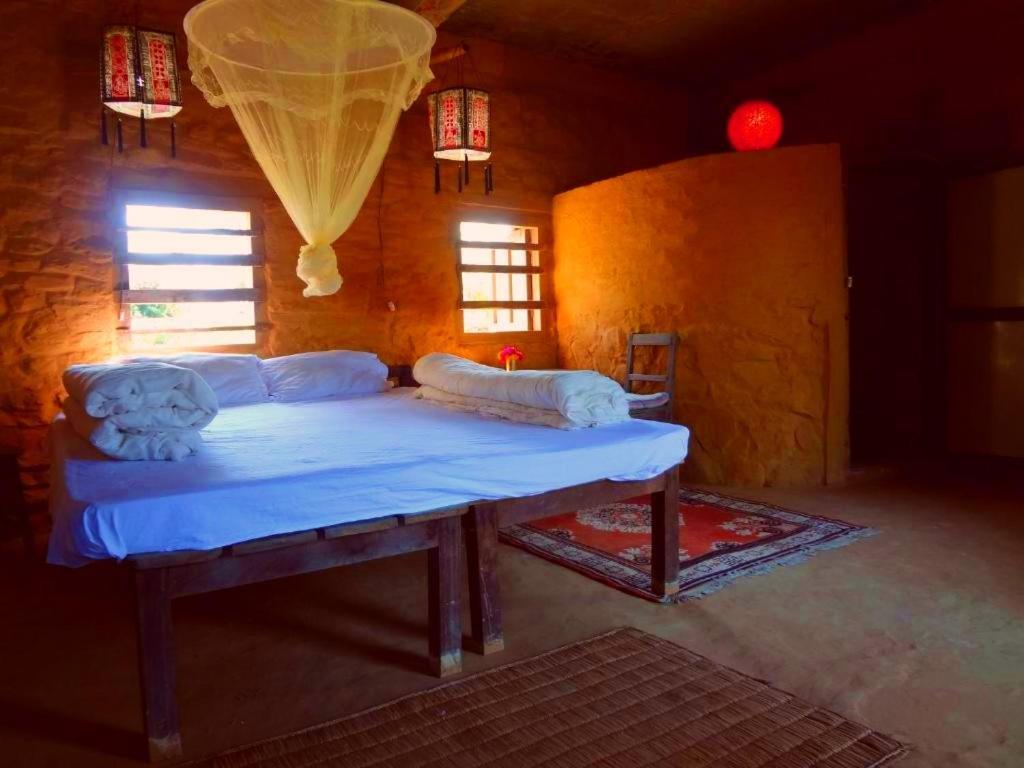 Shanta Ghar A Rustic Guesthouse Chitwan Dış mekan fotoğraf